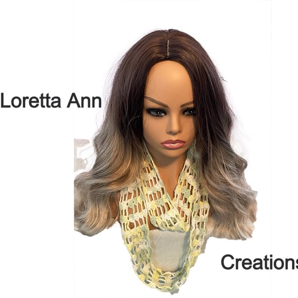 NWT Cream and Light Green Yellows Summer Cowl